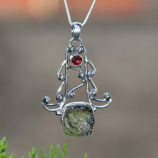 Moldavite Garnet pendant, genuine gemstone pendant, sterling silver handmade pendant, 100% genuine with certified gemstone