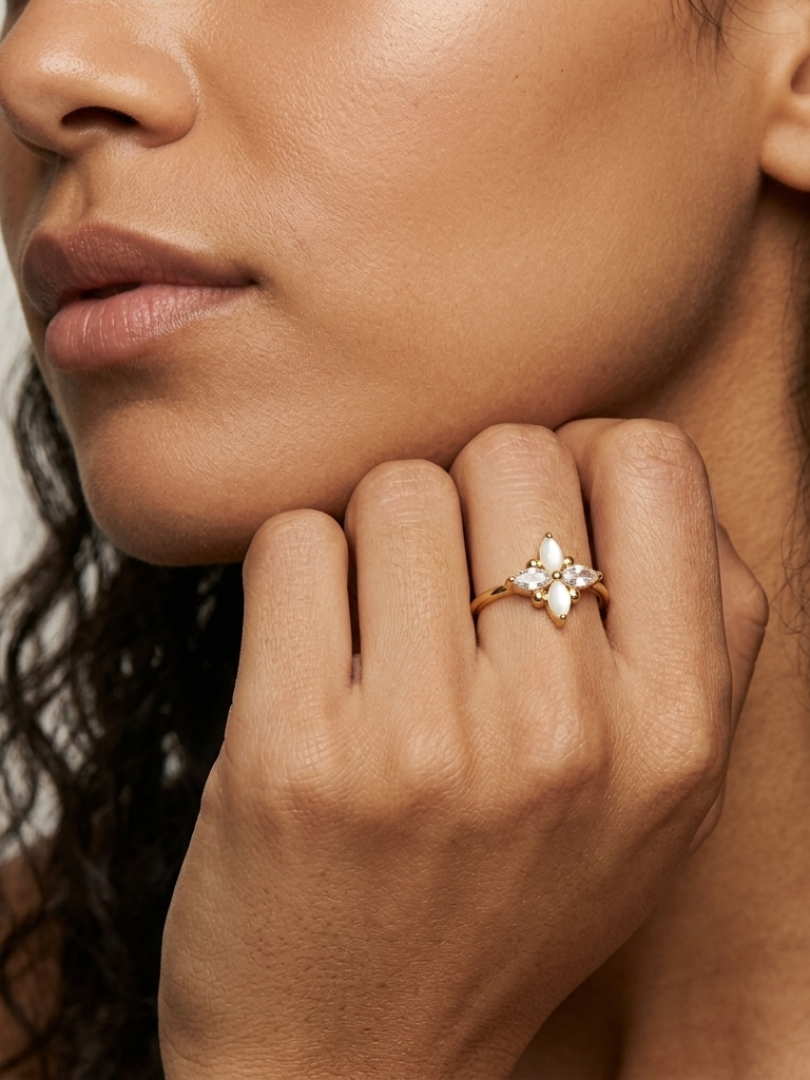 FLOWER SHAPE WHITE MOONSTONE GEMSTONE RING, 925 SILVER RING PLATED WITH 2 MICRON 18KT GOLD