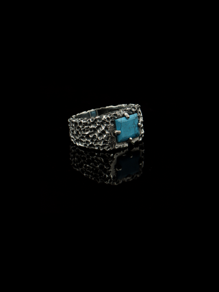 Turquoise Vein Forge Ring – 925 Sterling Silver