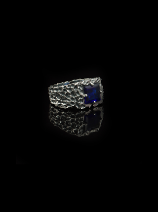 Blue Sapphire Forge Ring – 925 Sterling Silver