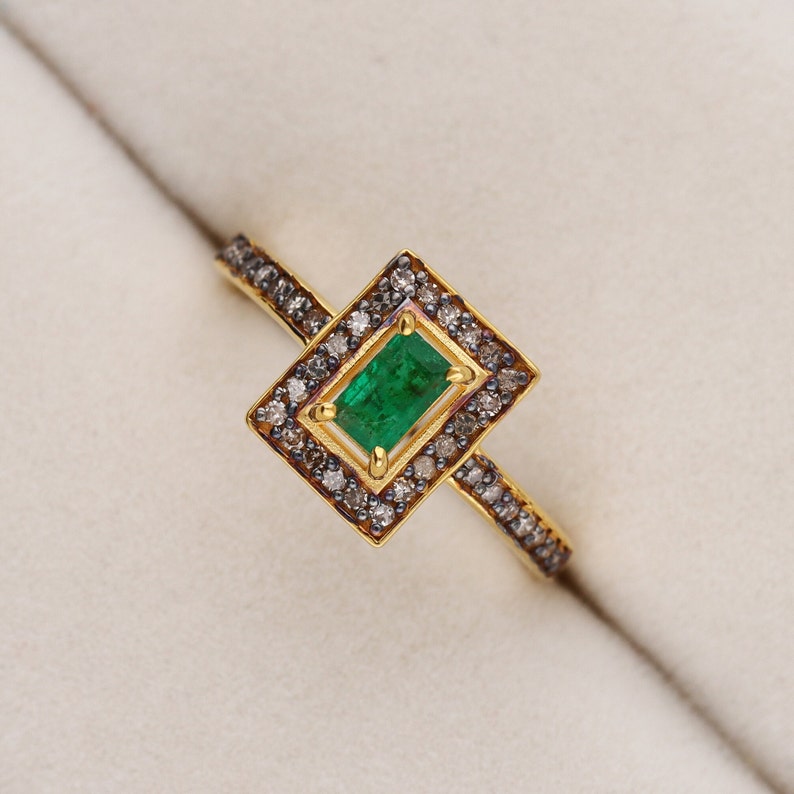 Cushion Emerald & Polki Diamond Wedding Ring For Women By Harshita Jewellery
