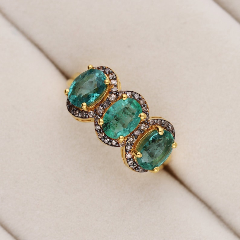 Victorian Emerald & Polki Diamond Wedding Ring For Women By Harshita Jewellery