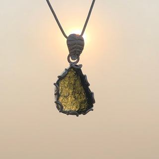 Genuine Moldavite Raw Pendant For Girls 925 Sterling Silver Jewelry
