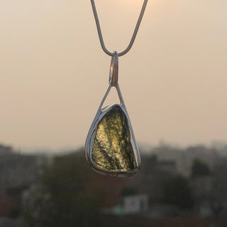 Natural Moldavite Raw Pendant For Girls 925 Sterling Silver Jewelry