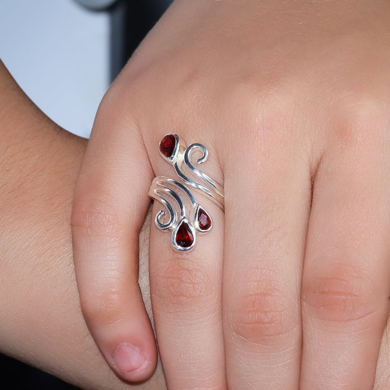 Natural Garnet Ring, 925 Sterling Silver, Handmade Gemstone Jewelry, Red Garnet Silver Ring, Jewelry for Women's